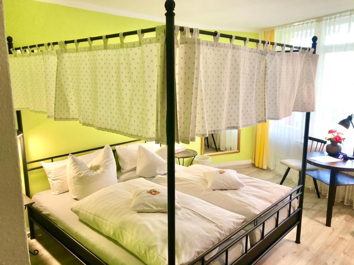 Haus Am Kurpark Hotel Schömberg Екстериор снимка